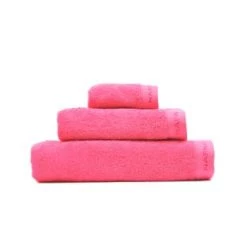 Naf Naf Ensemble De Bain CASUAL - Set De Bain Trois Pièces Rose -Gants de toilette Soldes casual set de bain trois pieces fuchsia 14