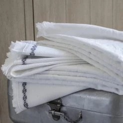 Alexandre Turpault Décoration De Jardin Drap De Plage En Coton Blanc 100x180 9 Alexandre Turpault Décoration De Jardin Drap De Plage En Coton Blanc 100x180 -Gants de toilette Soldes drap de plage en coton blanc 100x180 4