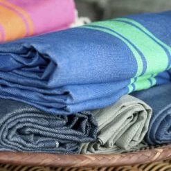 Febronie Décoration De Jardin Fouta Bicolore 100x200 Bleu Grec Et Vert Pomme -Gants de toilette Soldes fouta bicolore 100x200 bleu grec et vert pomme 4