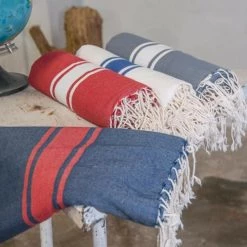 Febronie Décoration De Jardin Fouta Bicolore 100x200 Bleu Jean Et Rouge 10 Febronie Décoration De Jardin Fouta Bicolore 100x200 Bleu Jean Et Rouge -Gants de toilette Soldes fouta bicolore 100x200 bleu jean et rouge 2