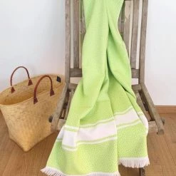 Le Comptoir De La Plage Accessoires Et Serviettes De Plage  Fouta Doublée éponge Avec Franges Vert Lime Chevron 90x160 -Gants de toilette Soldes fouta doublee eponge avec franges vert lime chevron 90x160 3
