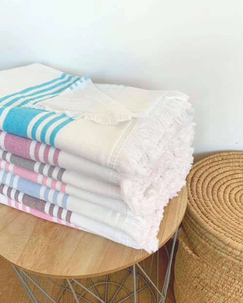 Le Comptoir De La Plage Accessoires Et Serviettes De Plage Fouta Doublée éponge Parme Karabuk 90x160 7 Le Comptoir De La Plage Accessoires Et Serviettes De Plage Fouta Doublée éponge Parme Karabuk 90x160 – Image 5