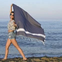 Febronie Décoration De Jardin Fouta En Coton Bande Blanche 100x200 Bleu Jean 11 Febronie Décoration De Jardin Fouta En Coton Bande Blanche 100x200 Bleu Jean -Gants de toilette Soldes fouta en coton bande blanche 100x200 bleu jean 3