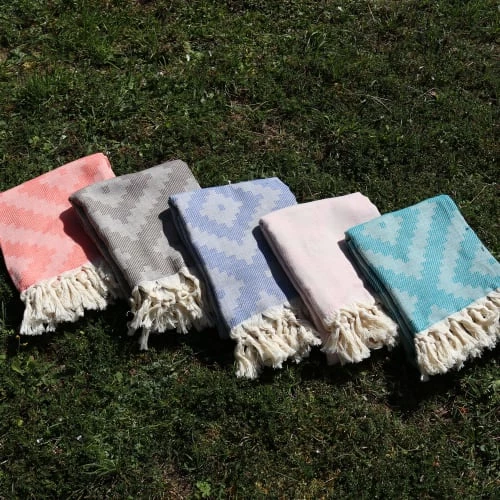 Fouta Futée Décoration De Jardin Fouta Losanges 100% Coton Avec Franges Bleu Jeans 100x170cm 5 Fouta Futée Décoration De Jardin Fouta Losanges 100% Coton Avec Franges Bleu Jeans 100x170cm – Image 3