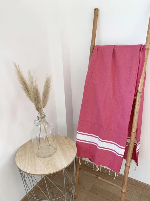 Le Comptoir De La Plage Accessoires Et Serviettes De Plage Fouta Nid D'abeille Rose Melissa 100 X 200 5 Le Comptoir De La Plage Accessoires Et Serviettes De Plage Fouta Nid D'abeille Rose Melissa 100 X 200 – Image 3