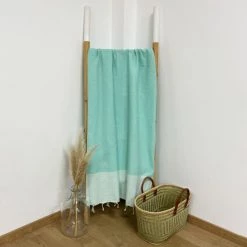 Le Comptoir De La Plage Accessoires Et Serviettes De Plage  Fouta Traditionnelle Mikanda Aqua 100x200 190g/m² -Gants de toilette Soldes fouta traditionnelle mikanda aqua 100x200 190g m2 2