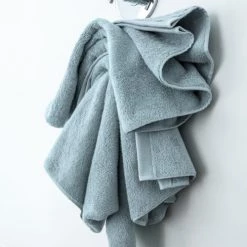 Alexandre Turpault Serviettes De Toilette Gant De Toilette En Coton Bleu Islande 16x21 -Gants de toilette Soldes gant de toilette en coton bleu islande 16x21 8