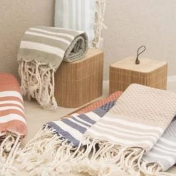 Febronie Décoration De Jardin Lot De 3 Foutas 100x200 + 50x80 (x2) Beige Et Blanc 11 Febronie Décoration De Jardin Lot De 3 Foutas 100x200 + 50x80 (x2) Beige Et Blanc -Gants de toilette Soldes lot de 3 foutas 100x200 50x80 x2 beige et blanc 3