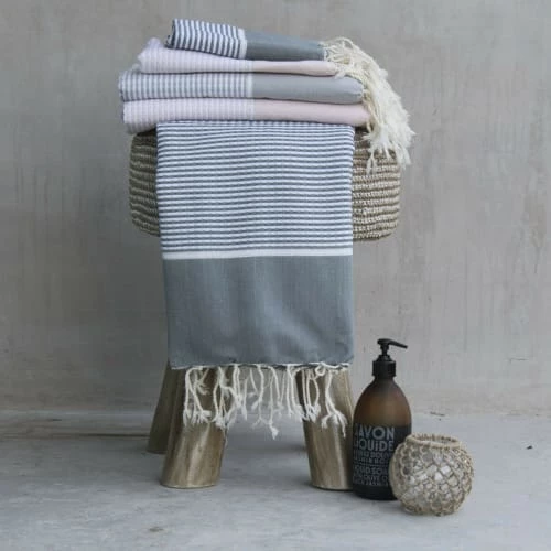 Febronie Décoration De Jardin Lot De 3 Foutas 100x200 + 50x80 (x2) Rose Pâle Et Argent 5 Febronie Décoration De Jardin Lot De 3 Foutas 100x200 + 50x80 (x2) Rose Pâle Et Argent – Image 3