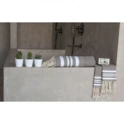 Febronie Décoration De Jardin Lot De 3 Foutas 100x200 + 50x80 (x2) Taupe Clair Et Blanc -Gants de toilette Soldes lot de 3 foutas 100x200 50x80 x2 taupe clair et blanc 3