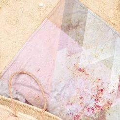 Juniqe Décoration De Jardin Serviette De Plage En éponge-velours En Blanc Ivoire & Rose 90x180 -Gants de toilette Soldes serviette de plage en eponge velours en blanc ivoire rose 90x180 3