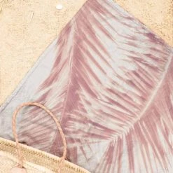 Juniqe Décoration De Jardin Serviette De Plage En éponge-velours En Blanc & Rose 90x180 -Gants de toilette Soldes serviette de plage en eponge velours en blanc rose 90x180 6