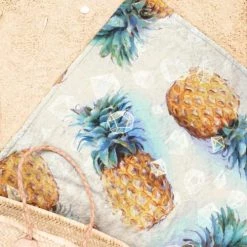 Juniqe Décoration De Jardin Serviette De Plage En éponge-velours En Gris & Jaune 90x180 -Gants de toilette Soldes serviette de plage en eponge velours en gris jaune 90x180 6