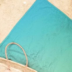 Juniqe Décoration De Jardin Serviette De Plage En éponge-velours En Turquoise & Vert 90x180 -Gants de toilette Soldes serviette de plage en eponge velours en turquoise vert 90x180 12