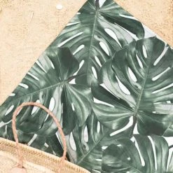 Juniqe Décoration De Jardin Serviette De Plage En éponge-velours En Vert 90x180 -Gants de toilette Soldes serviette de plage en eponge velours en vert 90x180 6