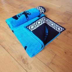 Le Comptoir De La Plage Accessoires Et Serviettes De Plage  Serviette De Plage éponge Velours Bleu Turquoise Tuko 86 X 160 -Gants de toilette Soldes serviette de plage eponge velours bleu turquoise tuko 86 x 160 3