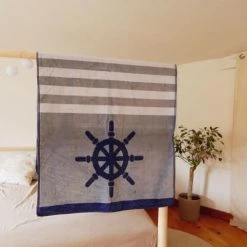 Le Comptoir De La Plage Décoration De Jardin Serviette De Plage éponge Velours Gris Salthouse 86 X 160 -Gants de toilette Soldes serviette de plage eponge velours gris salthouse 86 x 160 1