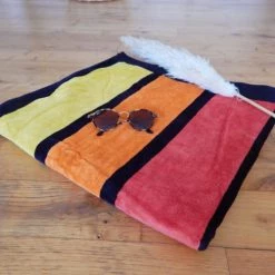 Le Comptoir De La Plage Accessoires Et Serviettes De Plage  Serviette De Plage éponge Velours Muticolore Happy Chic 100 X 175 -Gants de toilette Soldes serviette de plage eponge velours muticolore happy chic 100 x 175 3