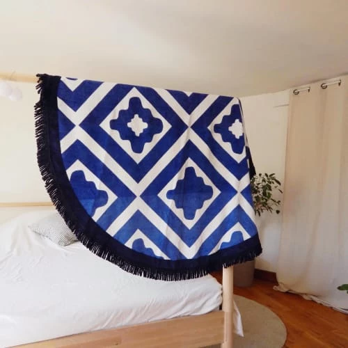 Le Comptoir De La Plage Accessoires Et Serviettes De Plage Serviette De Plage éponge Velours Ronde Bleue Seramiko 150 5 Le Comptoir De La Plage Accessoires Et Serviettes De Plage Serviette De Plage éponge Velours Ronde Bleue Seramiko 150 – Image 3