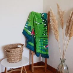 Le Comptoir De La Plage Accessoires Et Serviettes De Plage  Serviette De Plage éponge Velours Ronde Vert Tsamba 150 -Gants de toilette Soldes serviette de plage eponge velours ronde vert tsamba 150 4